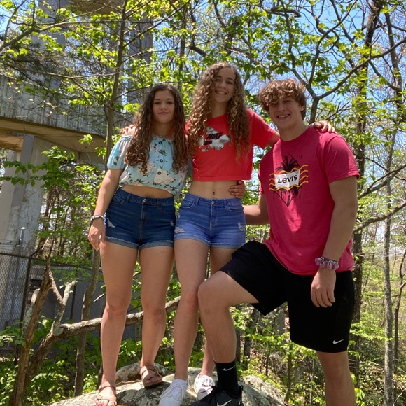 Meet your Posher, Elizabeth - Picture 1 of 1